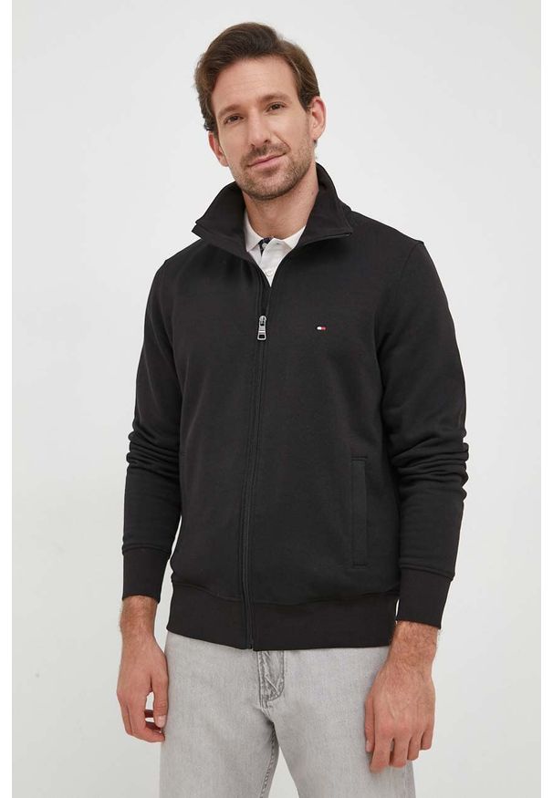 TOMMY HILFIGER - Tommy Hilfiger bluza męska kolor czarny gładka. Kolor: czarny. Długość rękawa: długi rękaw. Długość: długie. Wzór: gładki
