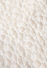 Born2be - Biała Rozkloszowana Sukienka z Koronki z Wiązaniem i Odkrytymi Plecami Bernisa. Okazja: na randkę. Kolor: biały. Materiał: koronka. Wzór: koronka #8