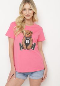 Born2be - Różowy Bawełniany T-shirt z Ozdobnym Nadrukiem Wanestra. Okazja: na co dzień. Kolor: różowy. Materiał: bawełna. Wzór: nadruk. Sezon: lato. Styl: casual