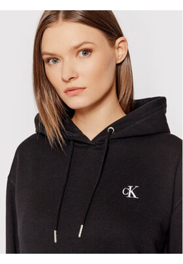 Calvin Klein Jeans Bluza Embroidered Logo J20J213178 Czarny Regular Fit. Kolor: czarny. Materiał: bawełna
