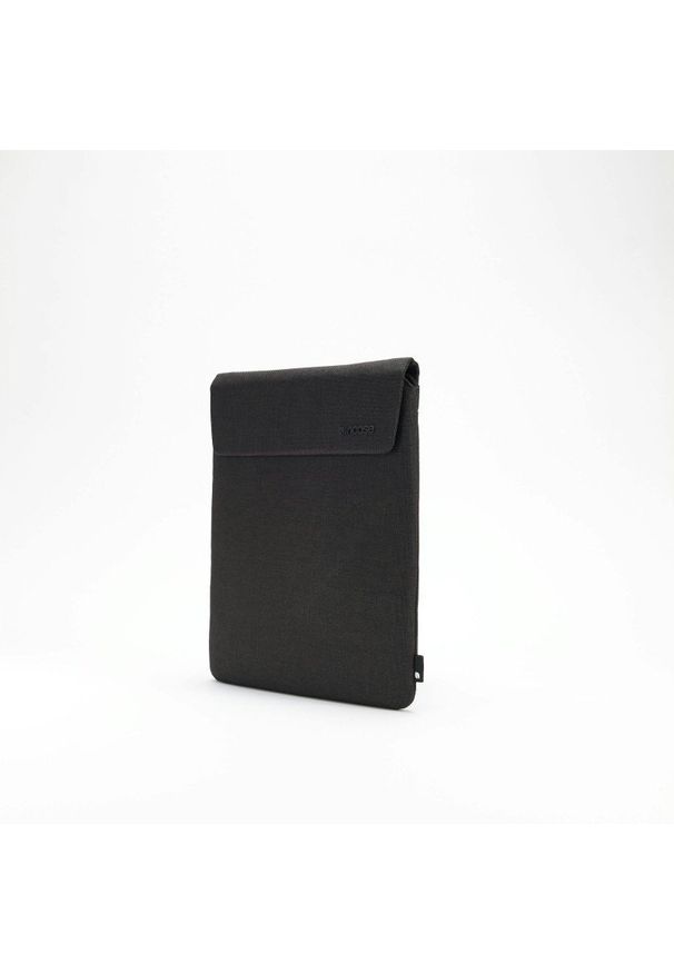 Etui Incase INMB100753 11" Czarny. Kolor: czarny