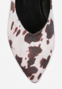 Renee - Brązowe Czółenka Balerinki Vices w Krowie Łaty z Noskiem w Szpic i Skórzaną Wkładką Falennea. Okazja: na co dzień. Nosek buta: szpiczasty. Kolor: brązowy. Materiał: skóra. Wzór: aplikacja. Obcas: na obcasie. Styl: casual, elegancki, klasyczny. Wysokość obcasa: niski #3