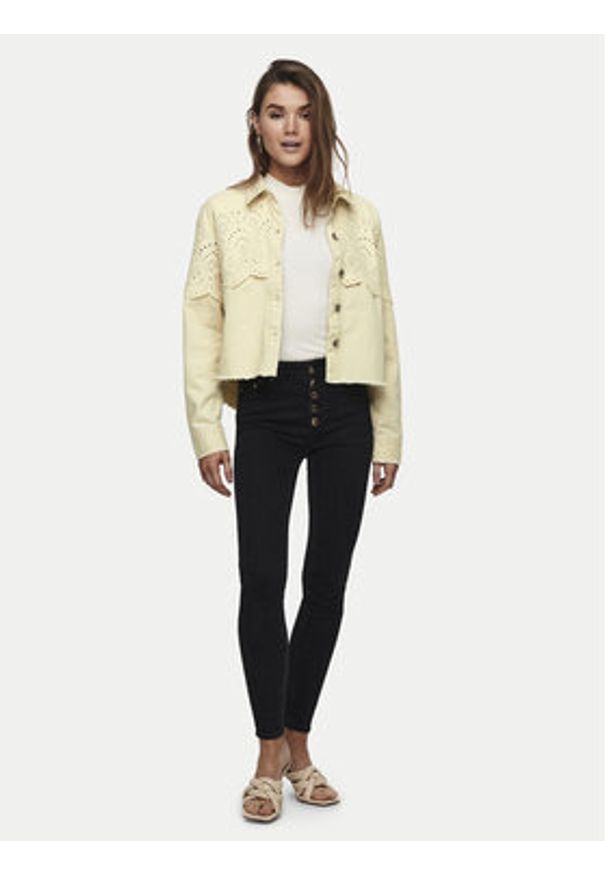 only - ONLY Kurtka jeansowa Elena 15232378 Beżowy Regular Fit. Kolor: beżowy. Materiał: bawełna