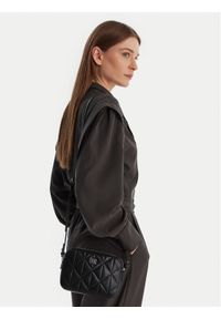 Calvin Klein Torebka Quilted Double Zip Camera Bag LV04F3328G Czarny. Kolor: czarny. Materiał: skórzane #1
