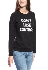 Lee - BLUZA LEE DAMSKA CORE CREWNECK SWS BLACK L53SDE01. Wzór: napisy #3