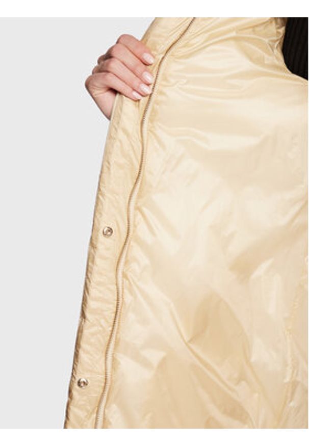 Liu Jo Kurtka zimowa WF2171 T9442 Écru Regular Fit. Materiał: syntetyk. Sezon: zima