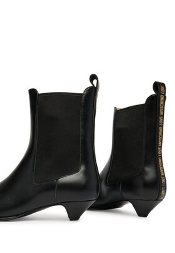 Love Moschino - LOVE MOSCHINO Botki JA21093G0NIA0000 Czarny. Kolor: czarny. Materiał: skóra