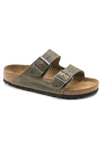 Birkenstock - BIRKENSTOCK ARIZONA FL WB FADED Klapki męskie khaki. Okazja: na co dzień, na spacer, do pracy. Kolor: zielony. Styl: casual #3