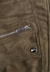 Renee - Zielona Kurtka Utility Cropped z Imitacji Zamszu z Suwakami i Paskiem w Talii Gleania. Kolor: zielony. Materiał: zamsz. Wzór: aplikacja. Styl: rockowy #5