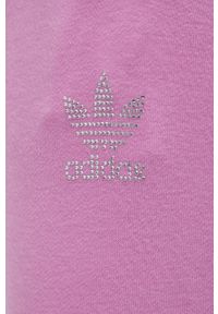 adidas Originals Spodnie HF6771 damskie kolor różowy z aplikacją. Stan: podwyższony. Kolor: różowy. Materiał: materiał, dzianina, włókno. Wzór: aplikacja #2