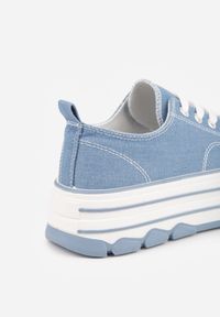 Born2be - Niebieskie Trampki na Grubej Podeszwie pod Kostkę Adsoria. Okazja: na co dzień. Zapięcie: sznurówki. Kolor: niebieski. Materiał: jeans. Styl: klasyczny, casual #2