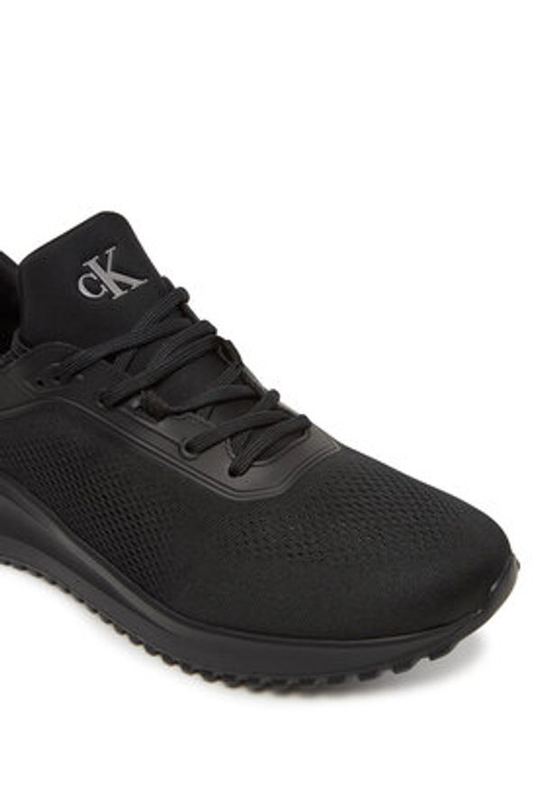 Calvin Klein Jeans Sneakersy Eva Runner Tech Knit YM0YM01293 Czarny. Kolor: czarny. Materiał: materiał