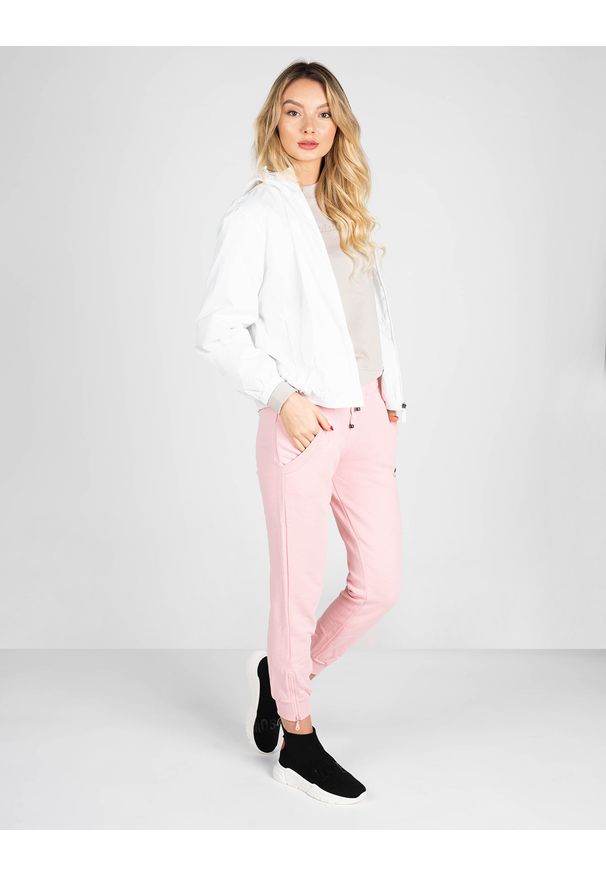 Invicta Kurtka | 4431789 | Kobieta | Biały. Okazja: na co dzień. Typ kołnierza: kaptur. Kolor: biały. Materiał: poliamid. Styl: casual