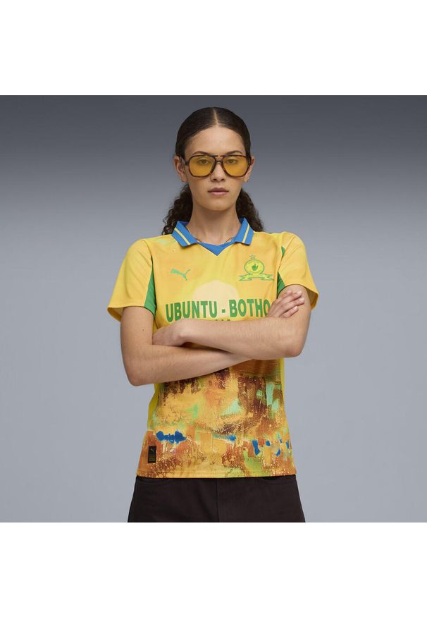 Puma - Damska koszulka KIDSUPER × MAMELODI SUNDOWNS PUMA Pelé Yellow Fast Green. Kolor: zielony, wielokolorowy, żółty. Sport: piłka nożna