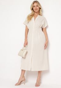 Born2be - Beżowa Koszulowa Sukienka z Wiskozą i Gumką w Pasie Zapinana na Guziki Dillea. Okazja: na co dzień, na imprezę. Kolor: beżowy. Materiał: wiskoza. Typ sukienki: koszulowe. Styl: casual, elegancki #1