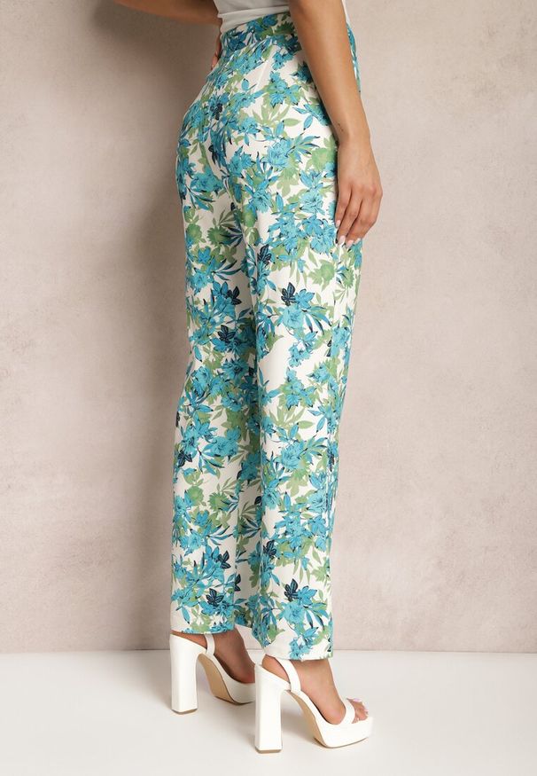 Renee - Niebiesko-Białe Spodnie w Kwiatowy Print High Waist z Szeroką Nogawką Lastaria. Okazja: na co dzień. Stan: podwyższony. Kolor: niebieski. Materiał: tkanina. Wzór: kwiaty, nadruk. Sezon: wiosna. Styl: casual, elegancki