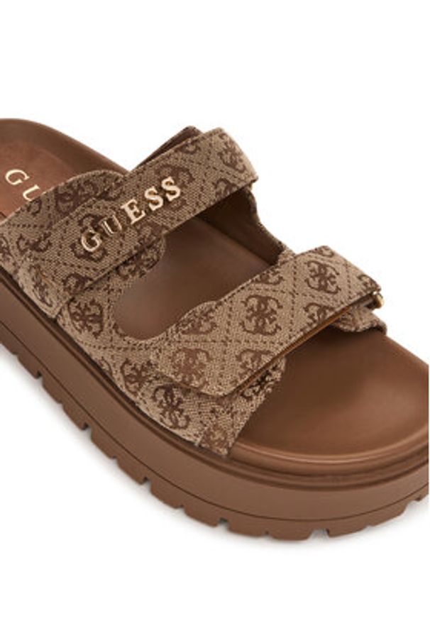Guess Klapki FLJF2X FAL03 Beżowy. Kolor: beżowy. Materiał: materiał
