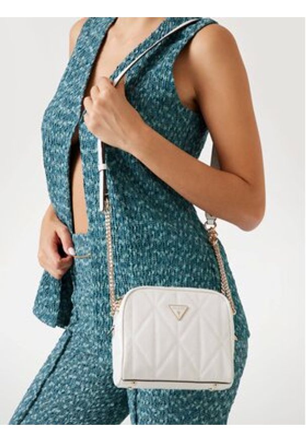 Guess Torebka Aldina HWGG96 63140 Biały. Kolor: biały. Materiał: skórzane
