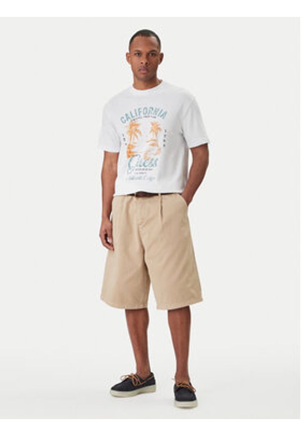 Guess T-Shirt M6GI20 K3052 Biały Reglan Fit. Kolor: biały. Materiał: bawełna