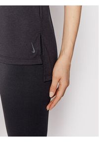Nike Top Yoga CQ8826 Czarny Regular Fit. Kolor: czarny. Materiał: syntetyk #3