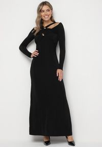 Born2be - Czarna Długa Sukienka z Ozdobnym Dekoltem i Biżuteryjnymi Detalami Nerosha. Kolor: czarny. Długość rękawa: długi rękaw. Styl: klasyczny, elegancki. Długość: maxi #7
