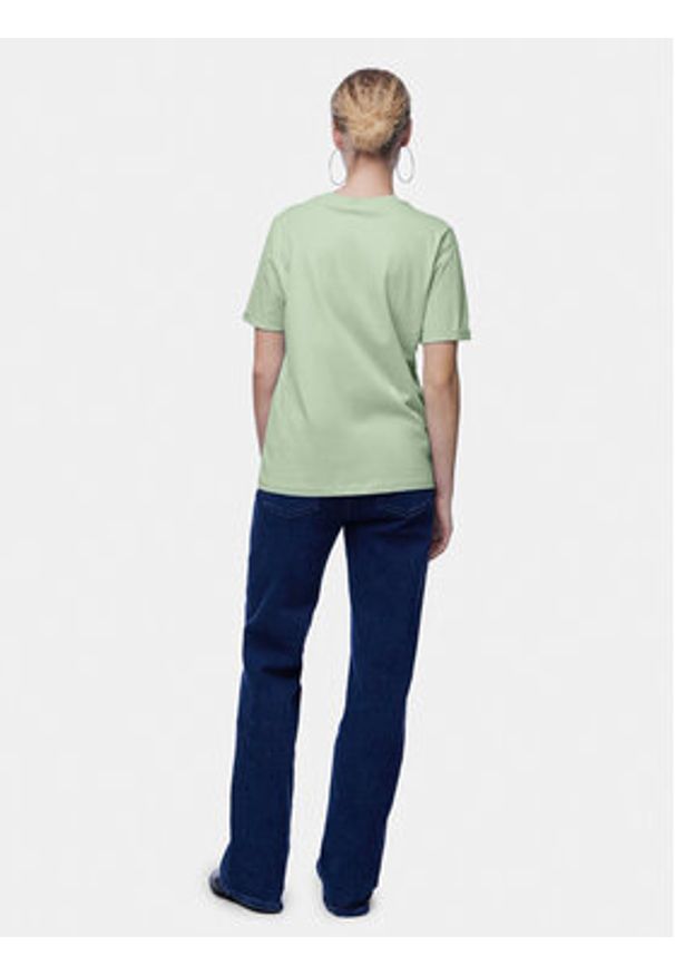 Pieces T-Shirt Ria 17086970 Zielony Regular Fit. Kolor: zielony. Materiał: bawełna