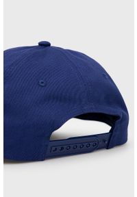 New Balance czapka bawełniana z nadrukiem. Kolor: niebieski. Materiał: bawełna. Wzór: nadruk