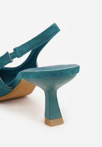 Renee - Zielone Czółenka Slingback VICES na Kaczuszce Anatera. Okazja: na co dzień. Zapięcie: bez zapięcia. Kolor: zielony. Materiał: zamsz, jeans. Obcas: na szpilce. Styl: casual, elegancki. Wysokość obcasa: średni #8