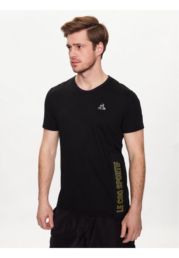 Le Coq Sportif T-Shirt 2310029 Czarny Regular Fit. Kolor: czarny. Materiał: bawełna