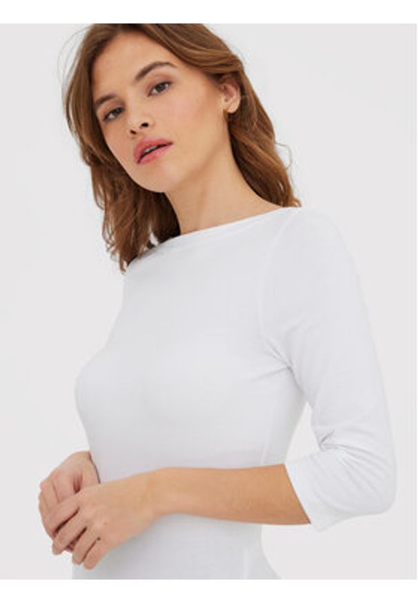 Vero Moda Bluzka Panda 10274133 Biały Regular Fit. Kolor: biały. Materiał: bawełna