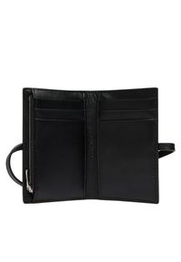Calvin Klein Portfel Emblem Hw Pebble Wallet On Strap LV04F1130G Czarny. Kolor: czarny. Materiał: skóra #3