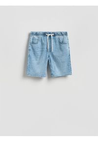 Reserved - Jeansowe szorty jogger - niebieski. Kolor: niebieski. Materiał: jeans