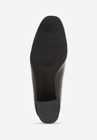 Renee - Czarne Czółenka Vices Lakierowane na Słupku z Wkładką ze Skóry Naturalnej Tinaselle. Okazja: na spotkanie biznesowe. Kolor: czarny. Materiał: skóra, lakier. Obcas: na słupku. Styl: biznesowy #8