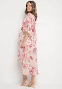 Born2be - Różowa Bawełniana Sukienka Kopertowa o Asymetrycznym Kroju z Wiązanym Paskiem Niteira. Okazja: na co dzień, na randkę. Typ kołnierza: dekolt w kształcie V. Kolor: różowy. Materiał: bawełna. Typ sukienki: asymetryczne, kopertowe. Styl: casual #4