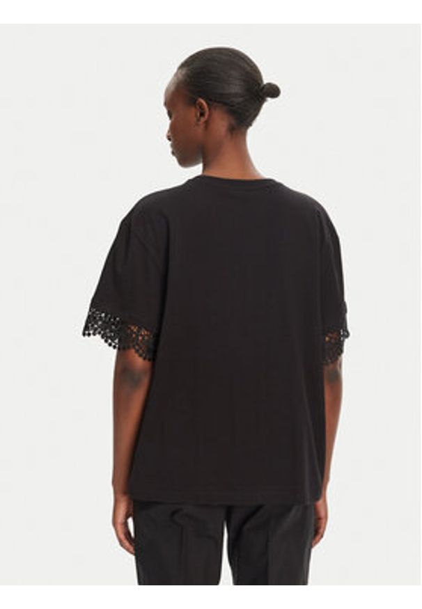 TwinSet - TWINSET T-Shirt 251TT2410 Czarny Relaxed Fit. Kolor: czarny. Materiał: bawełna