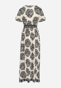 Born2be - Niebieska Wiskozowa Sukienka Rozkloszowana z Kopertowym Dekoltem w Boho Wzór Paldena. Okazja: na imprezę, na co dzień. Typ kołnierza: dekolt kopertowy. Kolor: niebieski. Materiał: wiskoza. Wzór: aplikacja. Sezon: lato. Typ sukienki: kopertowe. Styl: boho #4