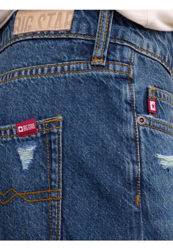 Big-Star - Jeansy chłopięce loose z przetarciami granatowe Isaam 459. Okazja: na uczelnię, na co dzień. Stan: podwyższony. Kolor: niebieski. Materiał: jeans. Styl: casual