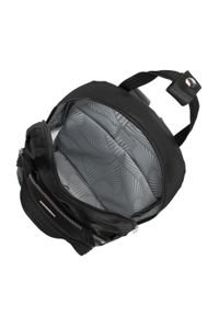 Wittchen - Damski plecak z nylonu z długimi uchwytami. Kolor: czarny, srebrny, wielokolorowy. Materiał: nylon. Styl: sportowy, klasyczny