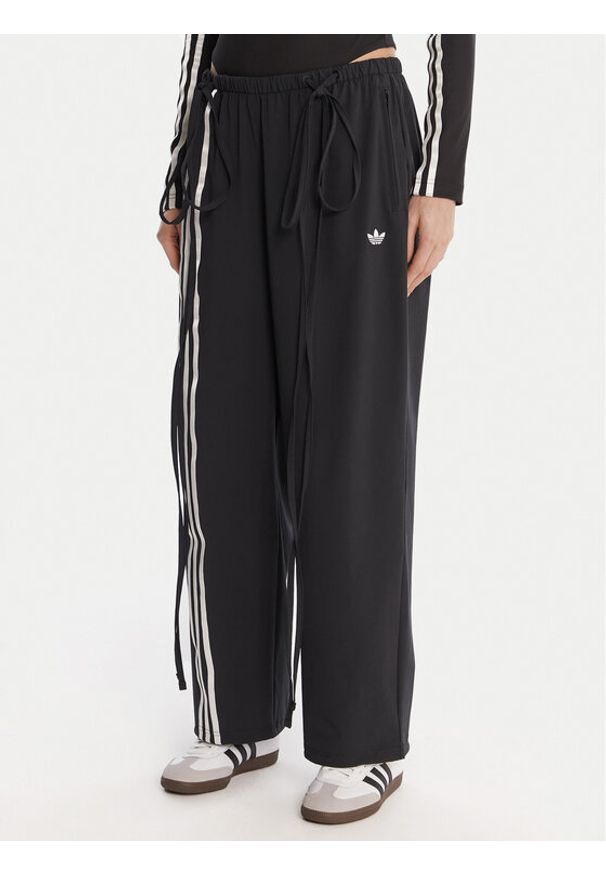 Adidas - adidas Spodnie dresowe Ribbon Parachute JV9727 Czarny Loose Fit. Kolor: czarny. Materiał: syntetyk