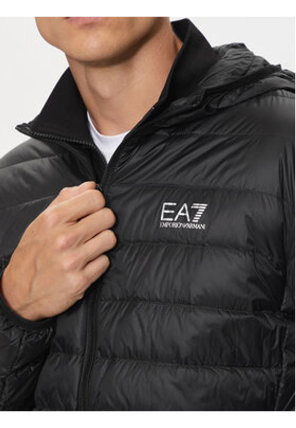 EA7 Emporio Armani Kurtka puchowa 8NPB24 PNGPZ 1200 Czarny Regular Fit. Kolor: czarny. Materiał: syntetyk
