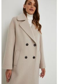 Answear Lab płaszcz wełniany kolor beżowy przejściowy oversize. Kolor: beżowy. Materiał: wełna. Styl: wakacyjny #6