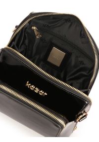 Kazar - Klasyczna czarna torebka na pasku. Kolor: czarny. Wzór: gładki. Materiał: lakierowane, skórzane. Styl: klasyczny #3