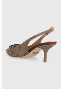 Guess szpilki SDINEE kolor beżowy z odkrytą piętą FL7SDE FAL05. Zapięcie: klamry. Kolor: beżowy. Materiał: skóra. Obcas: na szpilce. Wysokość obcasa: średni #3