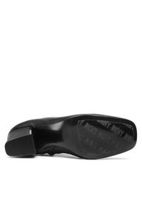 DKNY Botki Cavale K3214434 Czarny. Kolor: czarny. Materiał: skóra