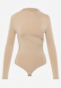 Born2be - Ciemnobeżowe Body z Marszczeniem Rafanbi. Kolor: beżowy. Długość rękawa: długi rękaw. Długość: długie. Styl: elegancki #4