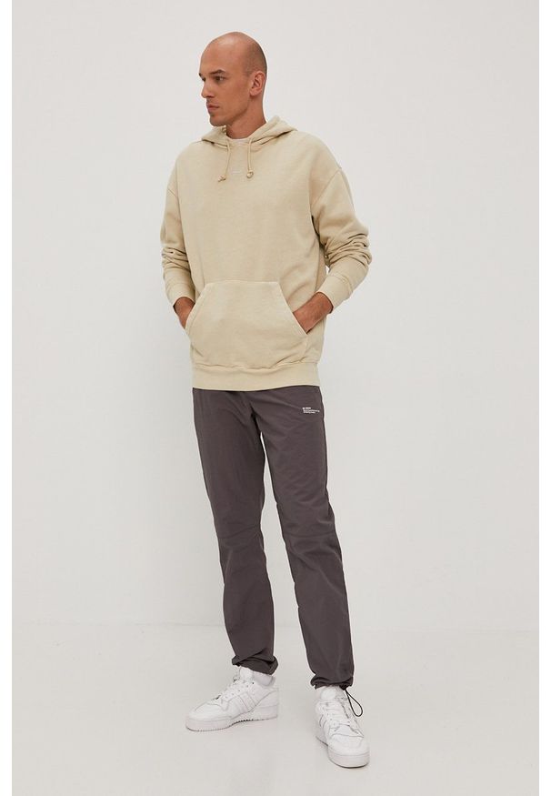 Reebok Classic - Bluza bawełniana. Typ kołnierza: kaptur. Kolor: beżowy. Materiał: bawełna. Wzór: gładki