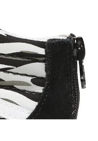 Vans Sneakersy Td Sk8-Hi Zip VN0A4BV1Y301 Czarny. Kolor: czarny. Model: Vans SK8