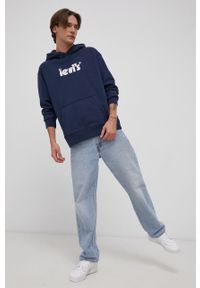 Levi's® - Levi's Bluza bawełniana męska kolor granatowy z kapturem z nadrukiem. Okazja: na spotkanie biznesowe. Typ kołnierza: kaptur. Kolor: niebieski. Materiał: bawełna. Wzór: nadruk. Styl: biznesowy #2