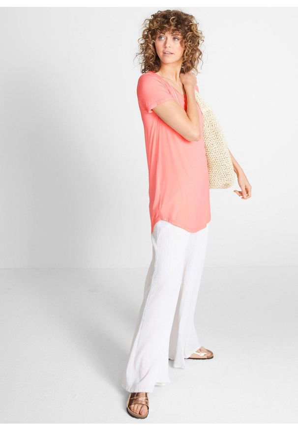 bonprix - Długi shirt z miękkiej wiskozy. Kolor: różowy. Materiał: wiskoza. Długość rękawa: krótki rękaw. Długość: krótkie, długie. Wzór: gładki