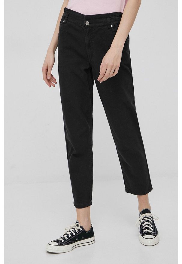 JDY jeansy damskie kolor czarny high waist. Stan: podwyższony. Kolor: czarny